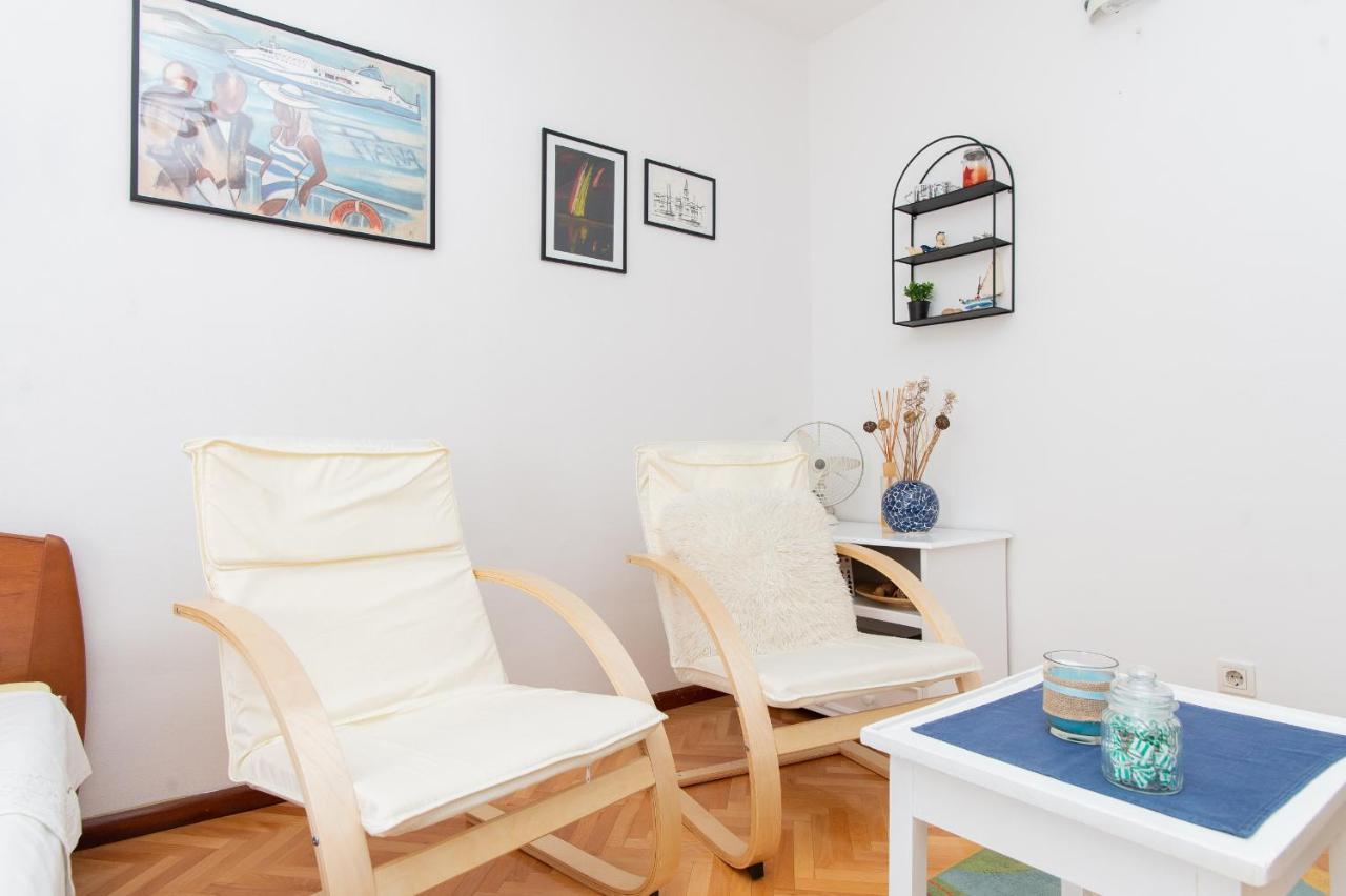 Beautiful Cozy Apartment Jug In Nice Neighbourhood. Split Bagian luar foto